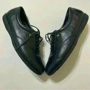 Woman’s Shoes EASYSPIRIT Black Leather Tie Closure Size 8.5 comfort outdoor